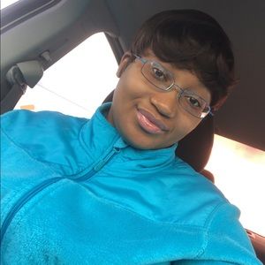 Meet your Posher, Danessa